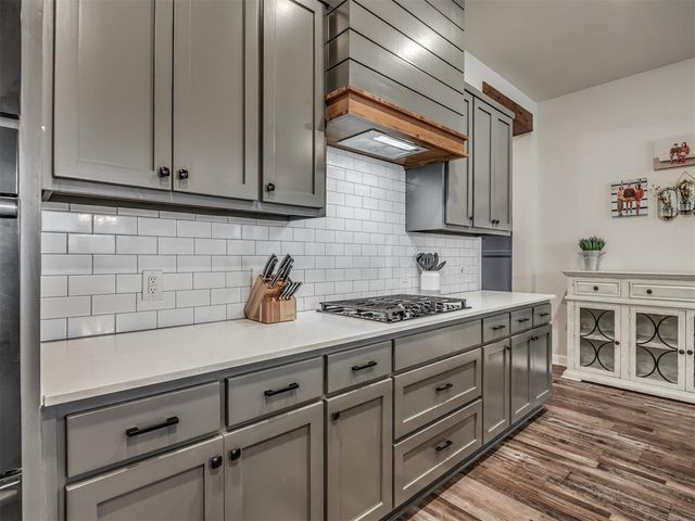3755 Black Mesa Road, Norman, OK 73071