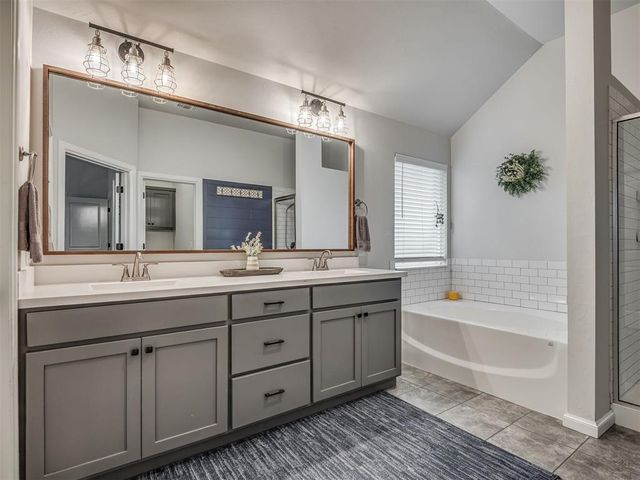 3755 Black Mesa Road, Norman, OK 73071