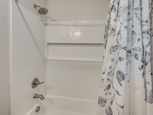 3755 Black Mesa Road, Norman, OK 73071