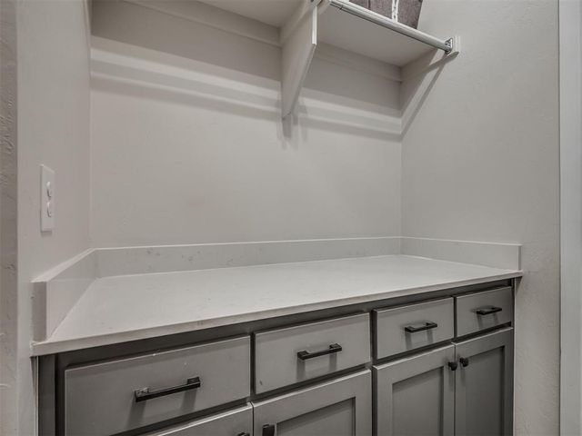 3755 Black Mesa Road, Norman, OK 73071
