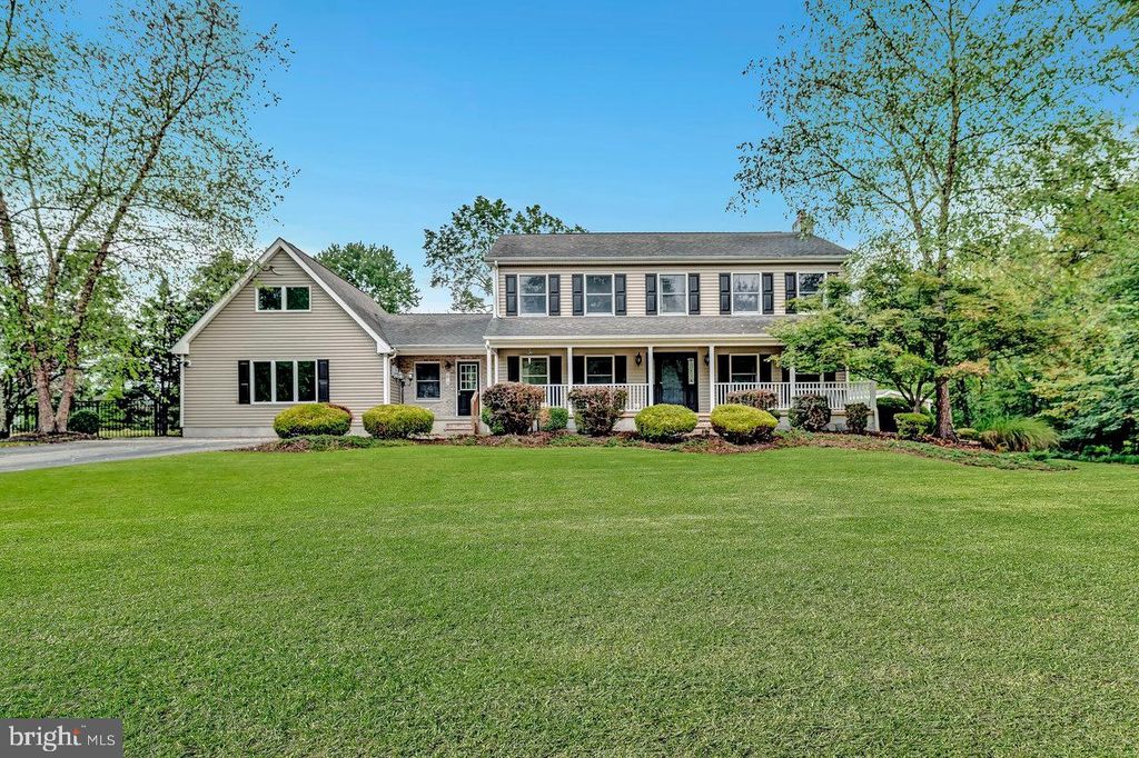 526 COUNTY ROAD 579, Ringoes, NJ 08551