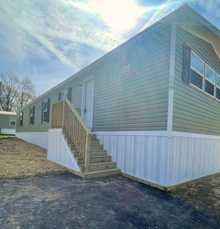 159 Roundtop Circle, Scottdale, PA 15683