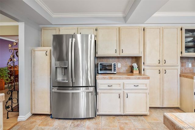 5321 S Nocturne Lane, Shelby Twp, MI 48316
