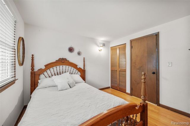 5321 S Nocturne Lane, Shelby Twp, MI 48316