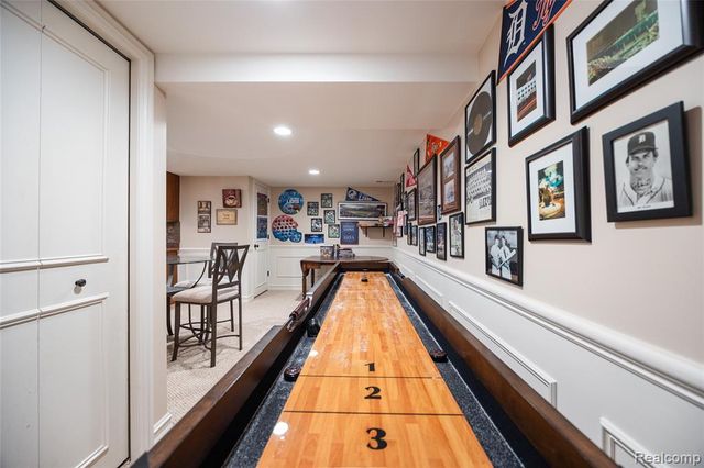 5321 S Nocturne Lane, Shelby Twp, MI 48316
