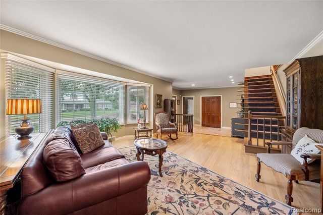 5321 S Nocturne Lane, Shelby Twp, MI 48316