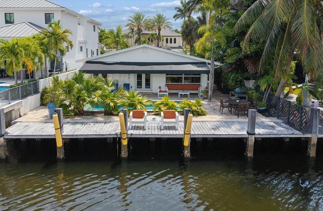 325 Coconut Isle Drive, Fort Lauderdale, FL 33301