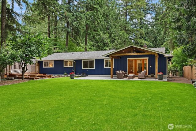 11117 318th Place NE, Carnation, WA 98014