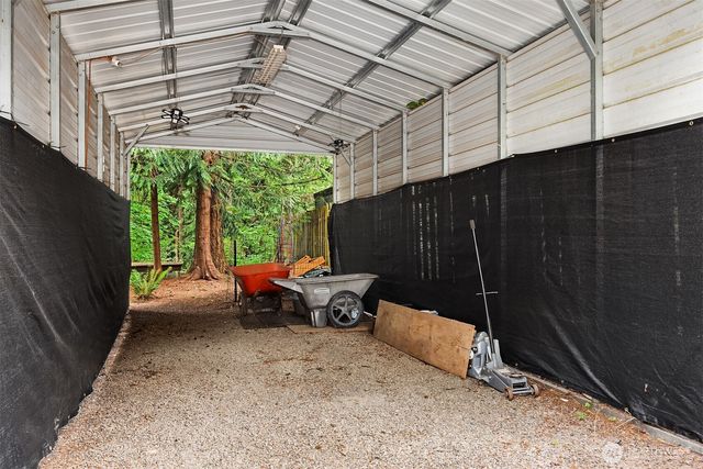 11117 318th Place NE, Carnation, WA 98014