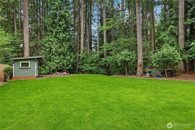 11117 318th Place NE, Carnation, WA 98014