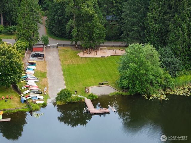 11117 318th Place NE, Carnation, WA 98014