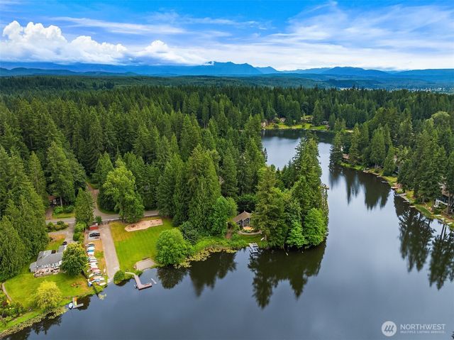 11117 318th Place NE, Carnation, WA 98014