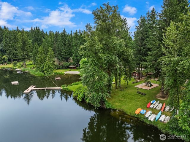 11117 318th Place NE, Carnation, WA 98014