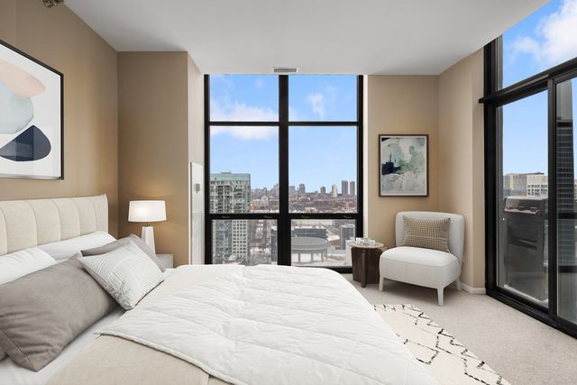435 W Erie Street 2204, Chicago, IL 60654