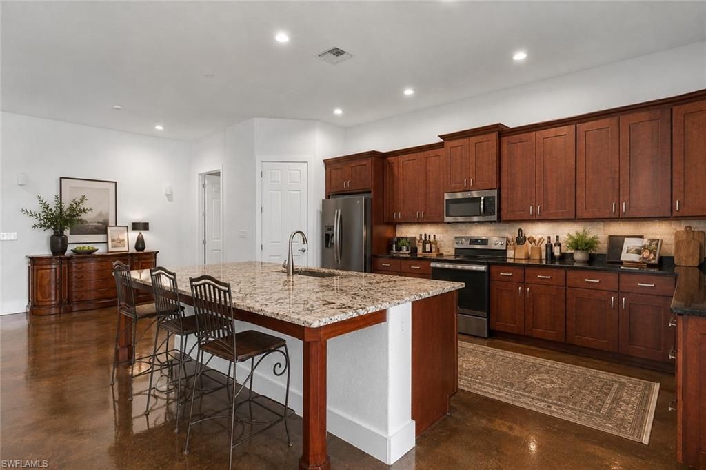 1561 Lynwood AVE, FORT MYERS, FL 33901 — exterior