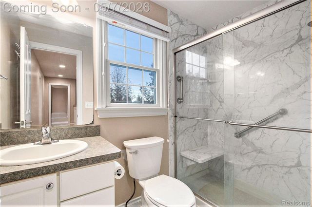 3839 Wild Pine Drive, Saginaw, MI 48603
