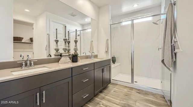 1381 W J WALTZ Way, Apache Junction, AZ 85120