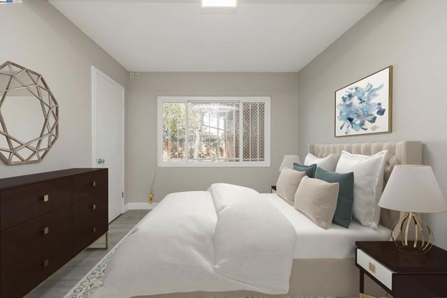 1223 79Th Ave, Oakland, CA 94621