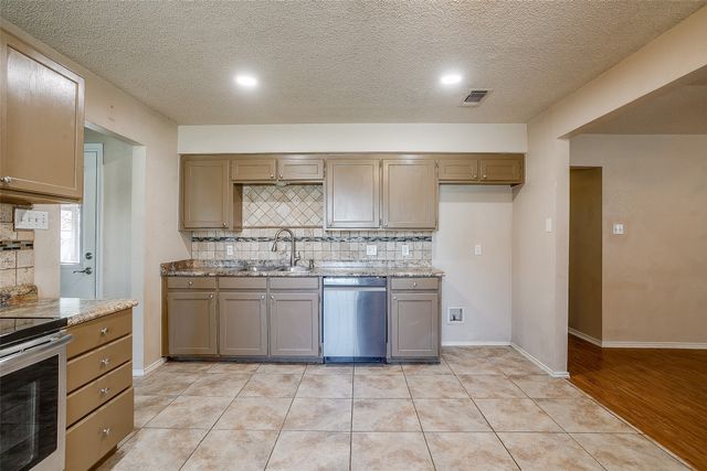 201 Westridge Drive, Springtown, TX 76082