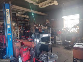 916 TAYLOR ST NW, Washington, DC 20011