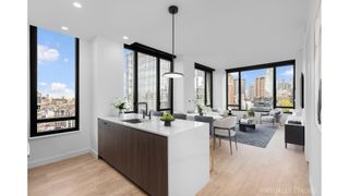 111 Varick St Apt 18A, New York City, NY 10013