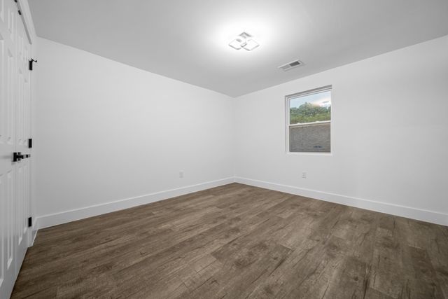 353 Hickory Hts, Clarksville, TN 37040