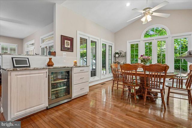 7826 PREAKNESS LN, Fairfax Station, VA 22039
