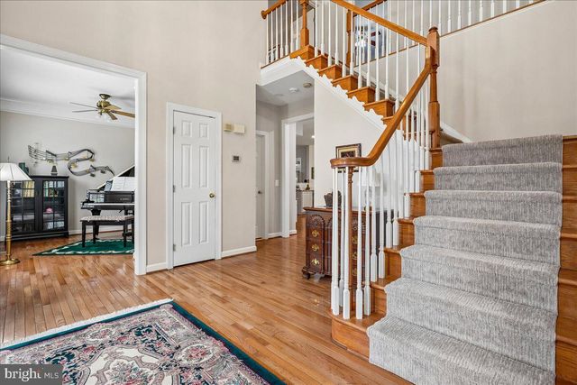7826 PREAKNESS LN, Fairfax Station, VA 22039