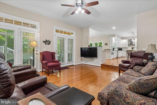 7826 PREAKNESS LN, Fairfax Station, VA 22039