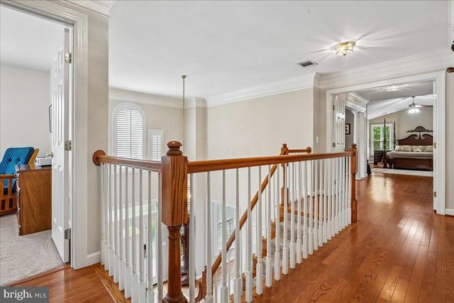 7826 PREAKNESS LN, Fairfax Station, VA 22039