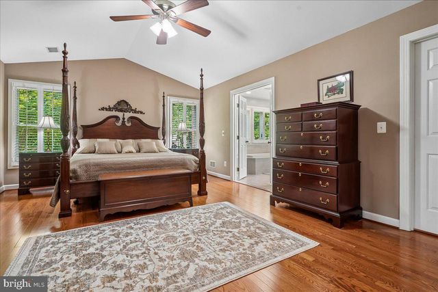7826 PREAKNESS LN, Fairfax Station, VA 22039