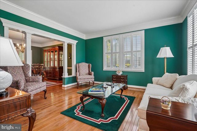 7826 PREAKNESS LN, Fairfax Station, VA 22039