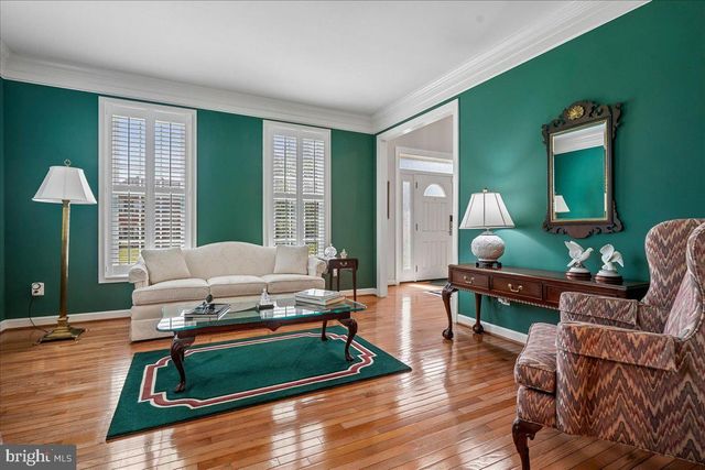 7826 PREAKNESS LN, Fairfax Station, VA 22039