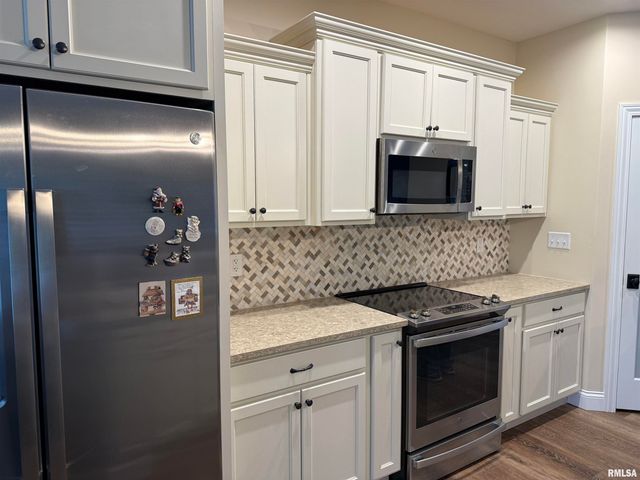 1508 DEARBORN Street, Springfield, IL 62711