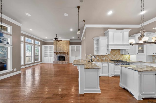 6610 Ashmore, Tyler, TX 75703