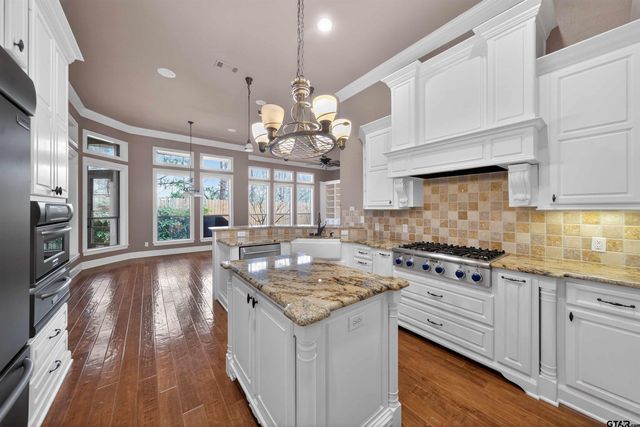 6610 Ashmore, Tyler, TX 75703