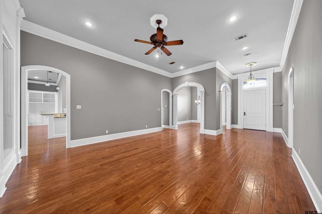 6610 Ashmore, Tyler, TX 75703