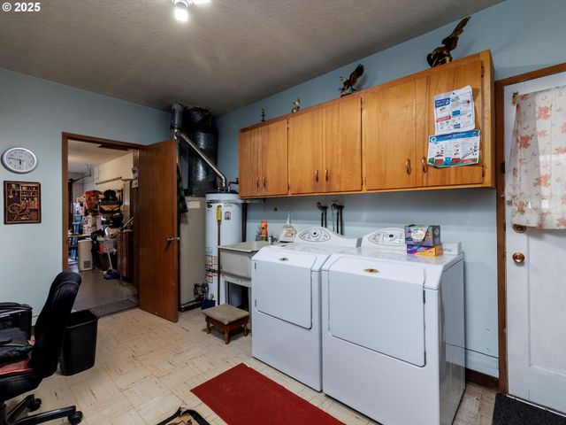 1259 RANDOLPH Rd, Woodburn, OR 97071