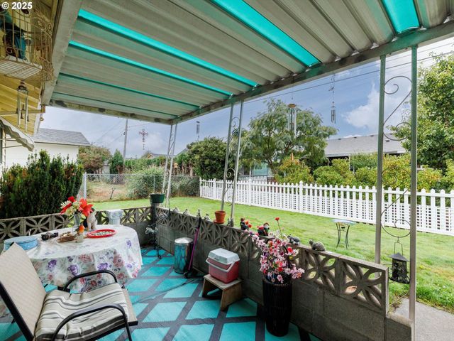 1259 RANDOLPH Rd, Woodburn, OR 97071