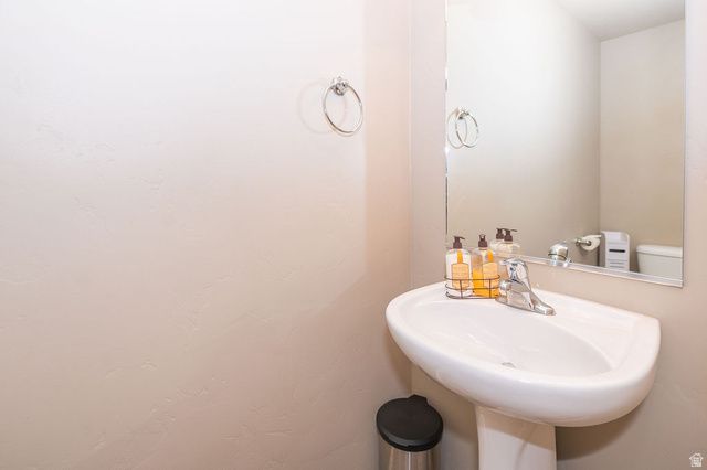 3711 S 3550 W, West Haven, UT 84401