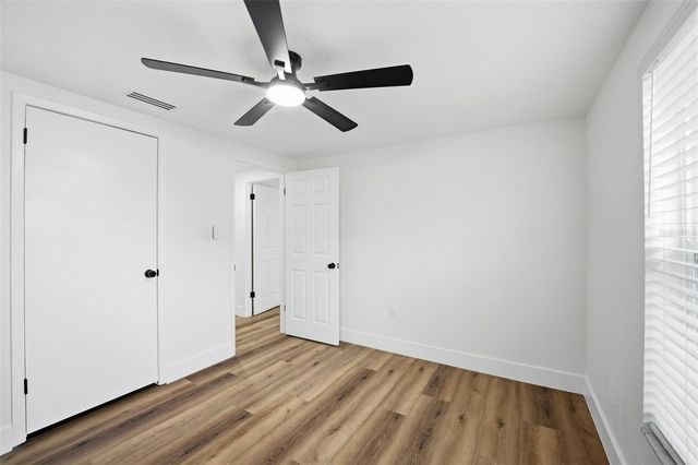 2338 MEADOWBROOK DRIVE, Lutz, FL 33558