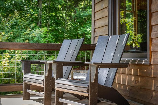 128 Amy Creek Circle, Ellijay, GA 30540