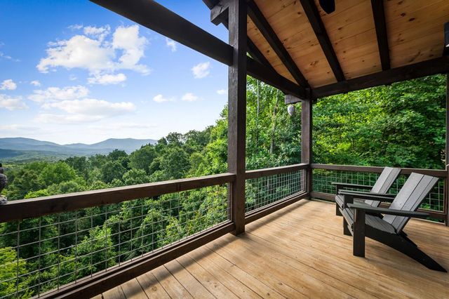 128 Amy Creek Circle, Ellijay, GA 30540