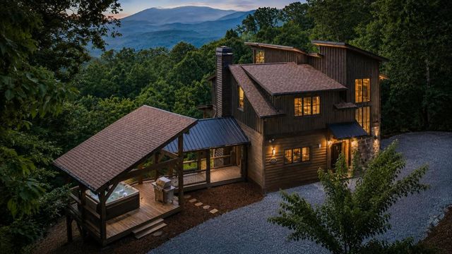 128 Amy Creek Circle, Ellijay, GA 30540