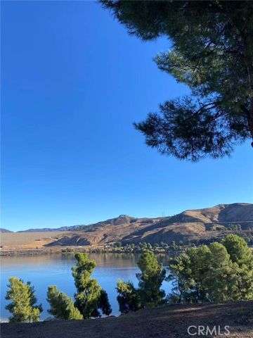 31928 Cinnabar, Castaic, CA 91384