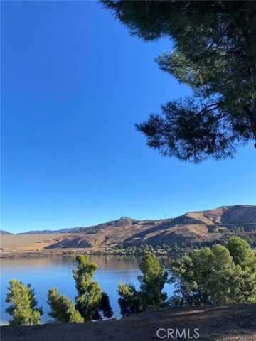 31928 Cinnabar, Castaic, CA 91384