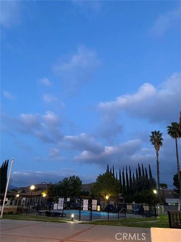 31928 Cinnabar, Castaic, CA 91384