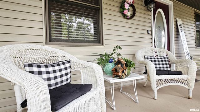 12196 LAGUNA Drive, Marion, IL 62959