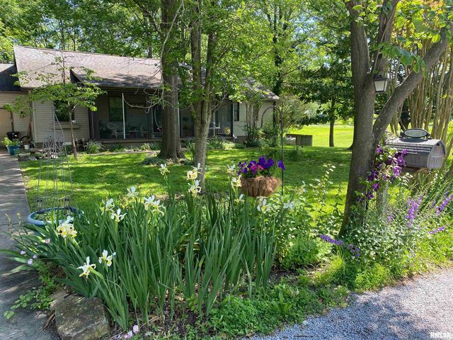 12196 LAGUNA Drive, Marion, IL 62959