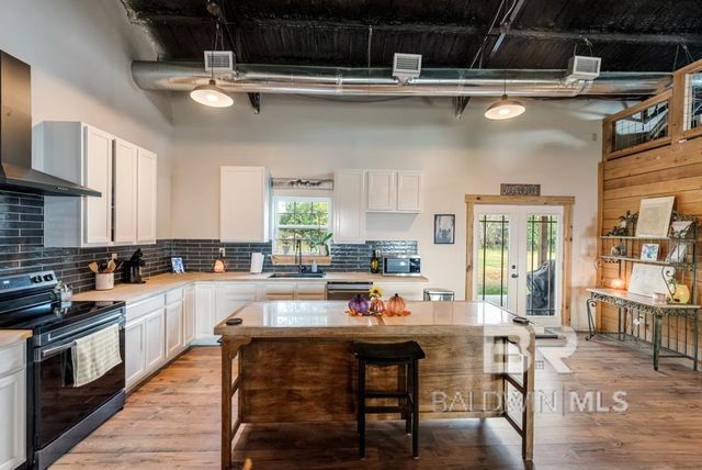 23264 Ryan Road, Robertsdale, AL 36567